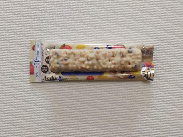 1本満足バーシリアルホワイト中身