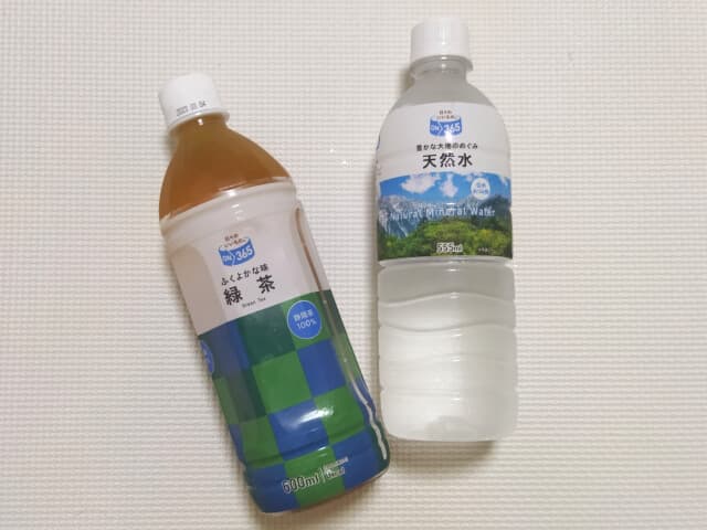 コスモス PBのお茶と水