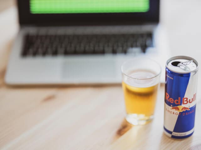 大手メーカーと比較