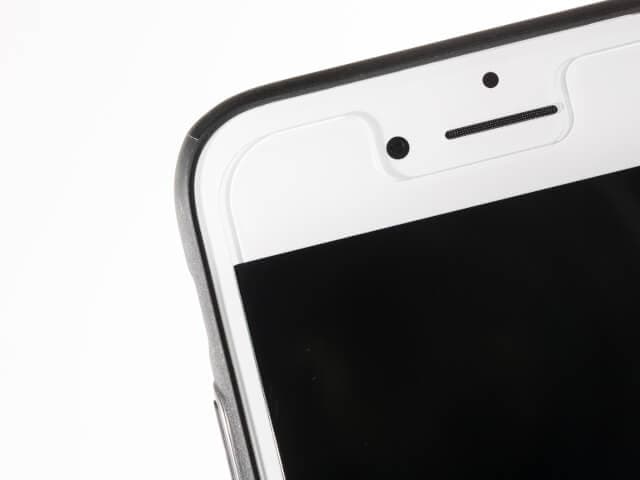 スマホ用保護フィルムはいらない？貼るメリットと実際に起きた出来事