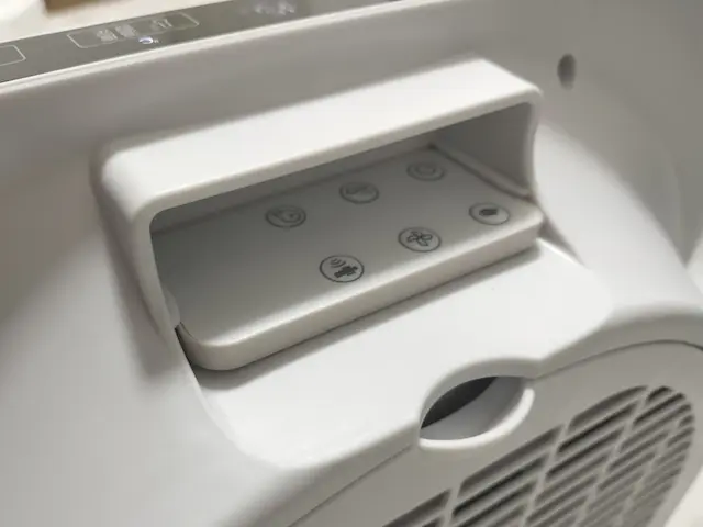 スリーアップ セラミックヒーター 取っ手部分